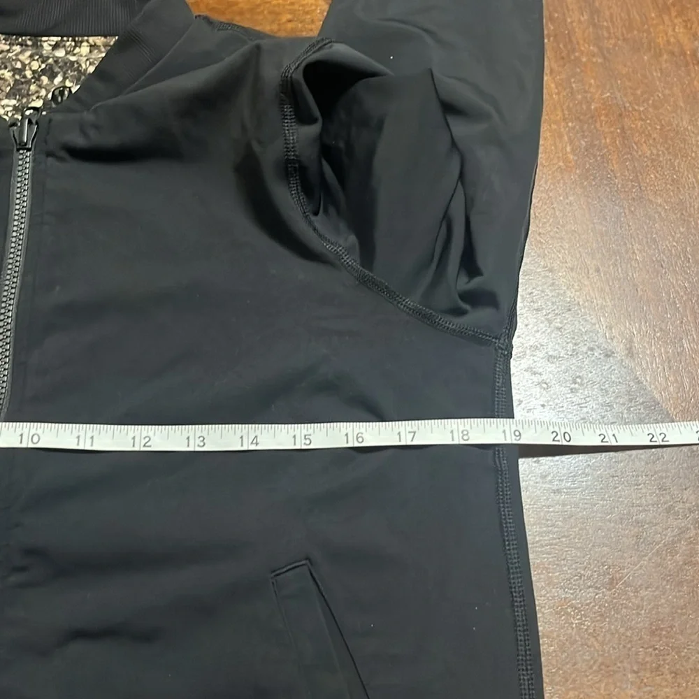 Lululemon Women's Party Bomb Jacket Shimmy Shimmer Multi  Reversible